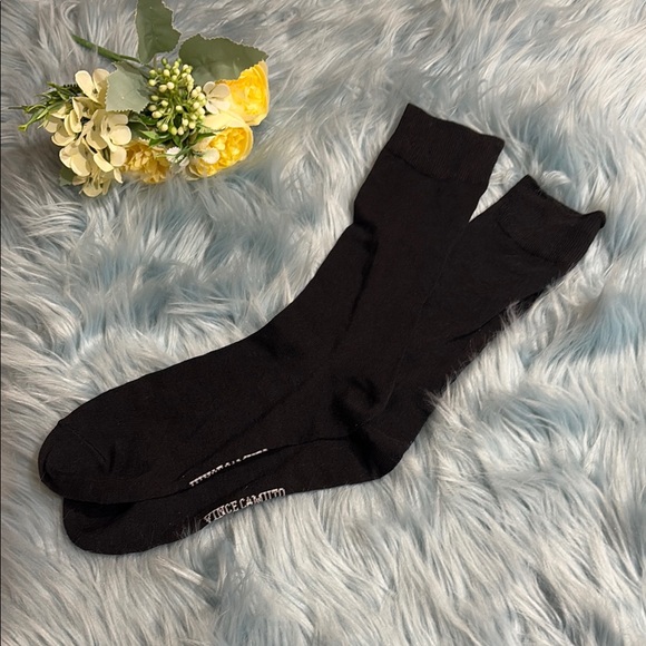 NWOT Vince Camuto Black Socks - Picture 1 of 4
